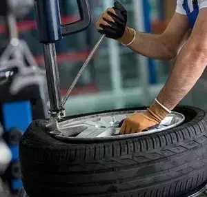 Servicio de armado y desarmado de neumatico